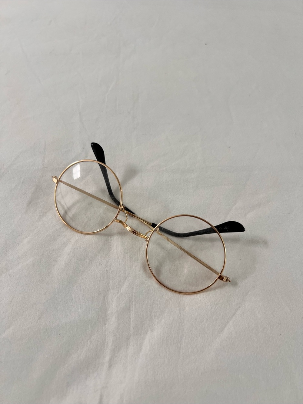 Timeless Gold Round Glasses